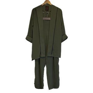 Women Two Pieces Suite, Long Sleeves, Green